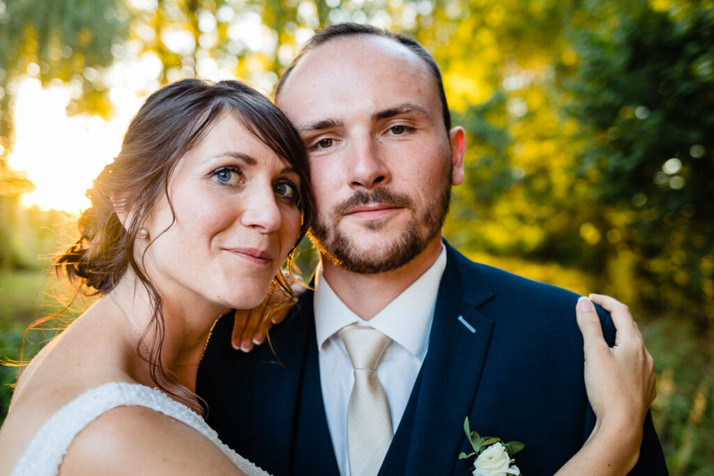 Photo de couple au Moulin de la Fleuristerie.