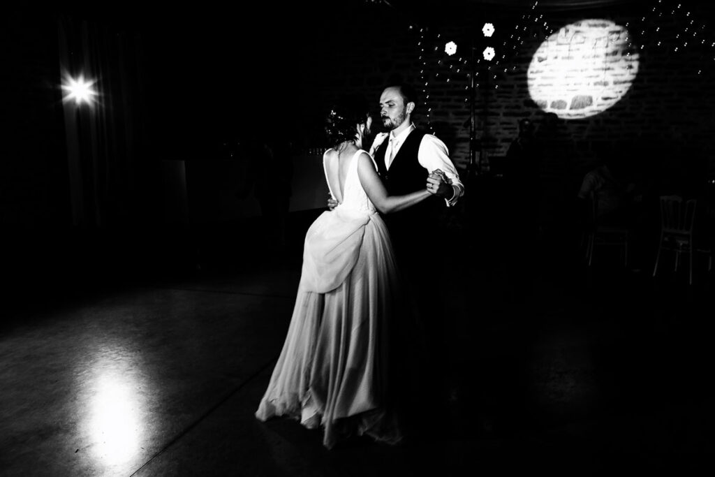 Première danse le Moulin de la Fleuristerie.